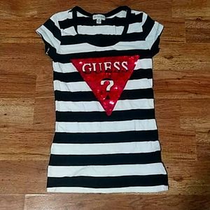 Black and white stripped t-shirt